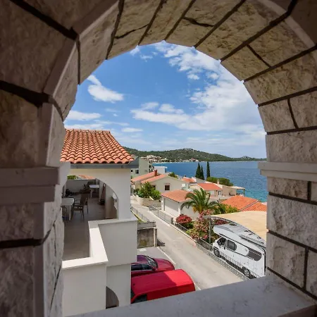 Apartmán Marina-4 By Interhome