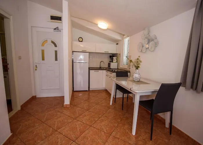 Apartamento Marina-4 By Interhome